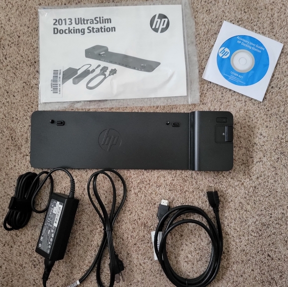HP Other - NIB 2013 Ultraslim Docking Station